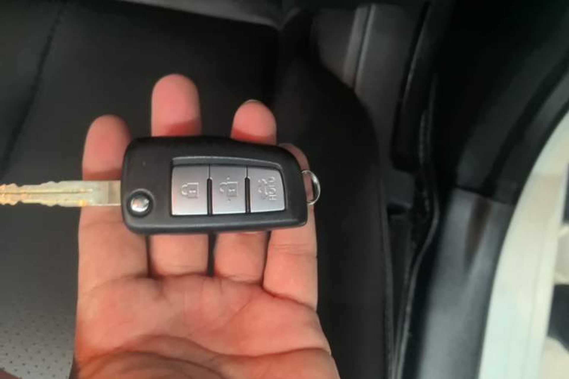 Used Nissan Sylphy 2019 Classic 1.6XL CVT Luxury Edition Vehicle Key