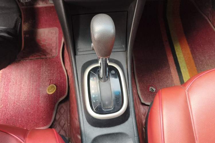 Used Nissan Sylphy 2019 Classic 1.6XE+ CVT SmartConnect Leading Edition Gear Lever