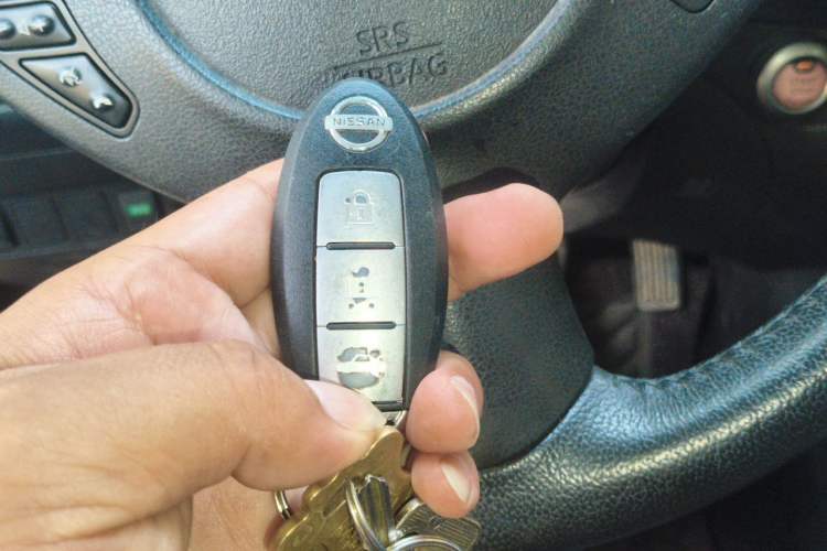 Used Nissan Sylphy 2019 1.6XV CVT Smart Connect Luxury Edition China V Standard Vehicle Key