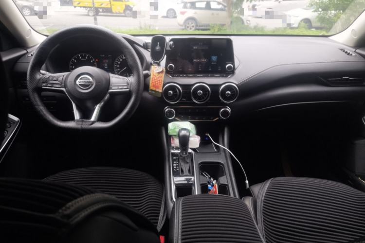 Used Nissan Sylphy 2020 1.6L XL CVT Enjoyment Edition Center Console
