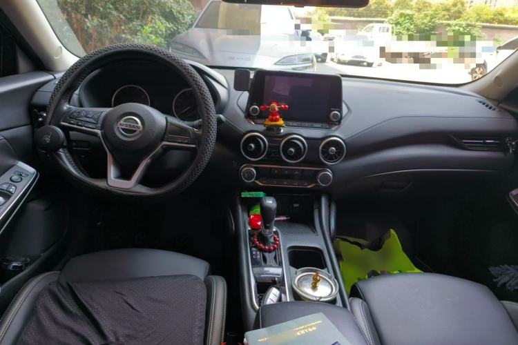 Used Nissan Sylphy 2020 1.6L XL CVT Enjoyment Edition Center Console