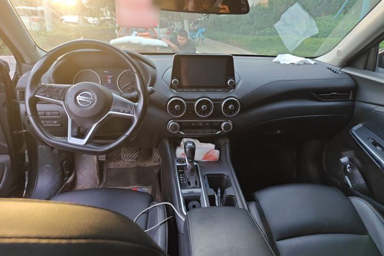 Used Nissan Sylphy 2020 1.6L XL CVT Enjoyment Edition Center Console