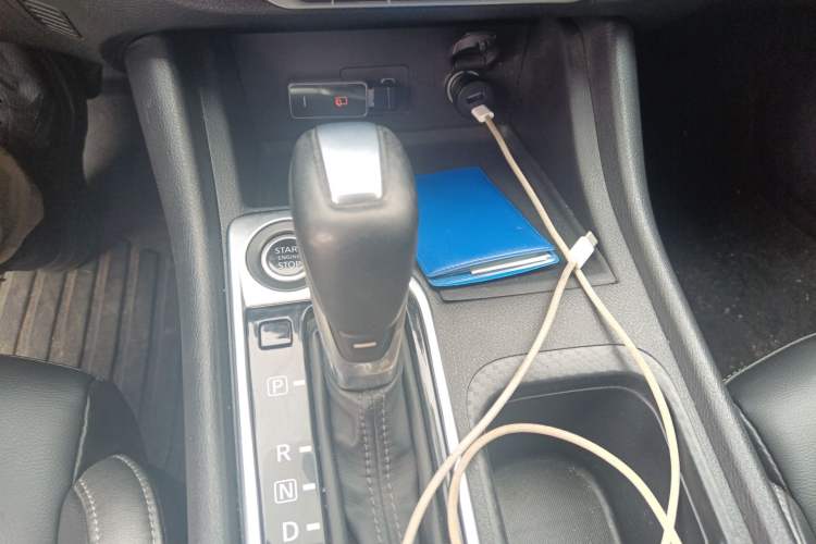 Used Nissan Sylphy 2020 Revised 1.6L XL CVT Enjoyment Edition Gear Lever