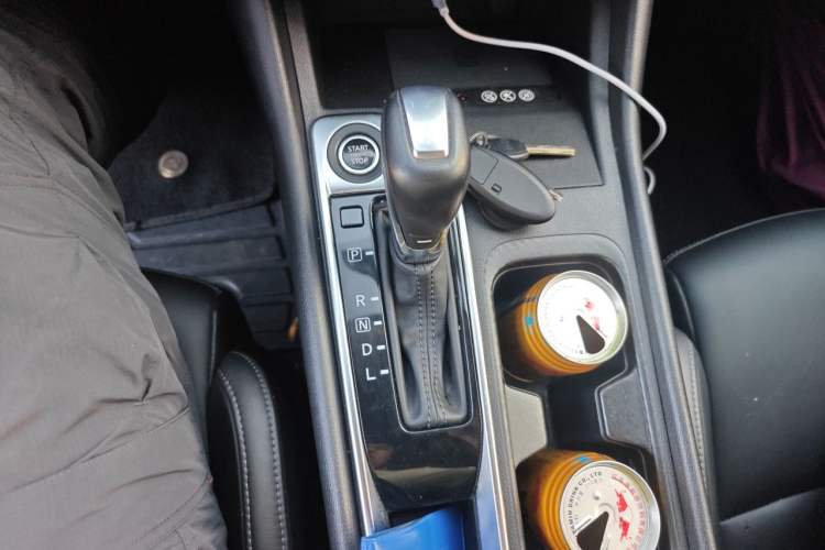 Used Nissan Sylphy 2020 Revised 1.6L XL CVT Enjoyment Edition Gear Lever