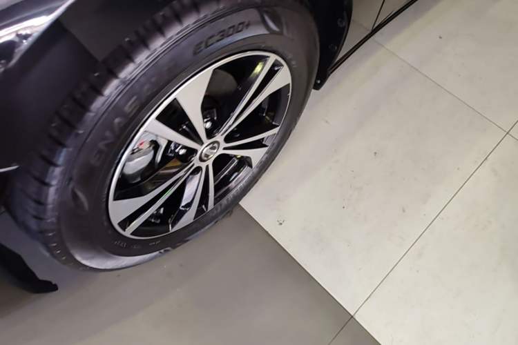 Used Nissan Sylphy 2020 1.6L XL CVT Enjoyment Edition Left Front Wheel Hub