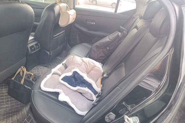 Used Nissan Sylphy 2020 Revised 1.6L XL CVT Enjoyment Edition Left Rear Seat