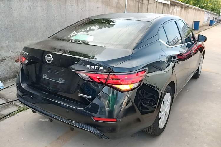 Used Nissan Sylphy 2020 1.6L XE CVT Comfort Edition Rear Right 45 Deg