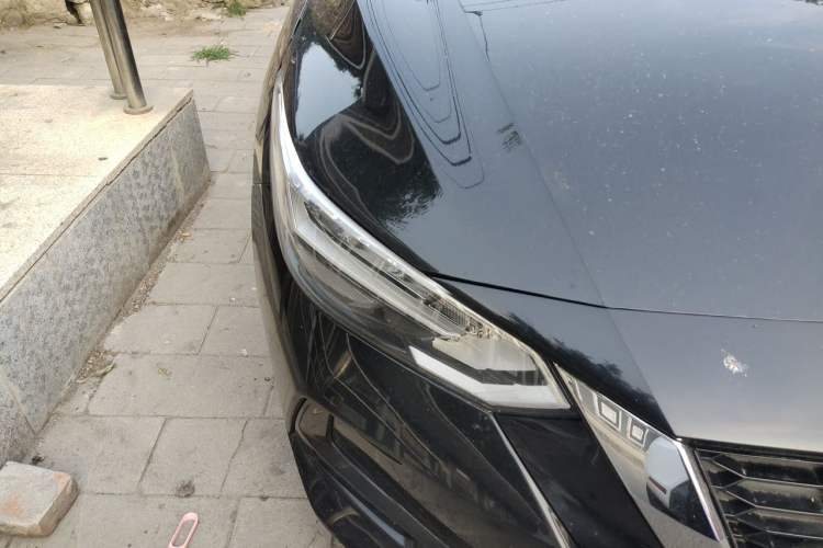 Used Nissan Sylphy 2020 Revised Version 1.6L XL CVT Smart Enjoyment Edition Right Front Headlight