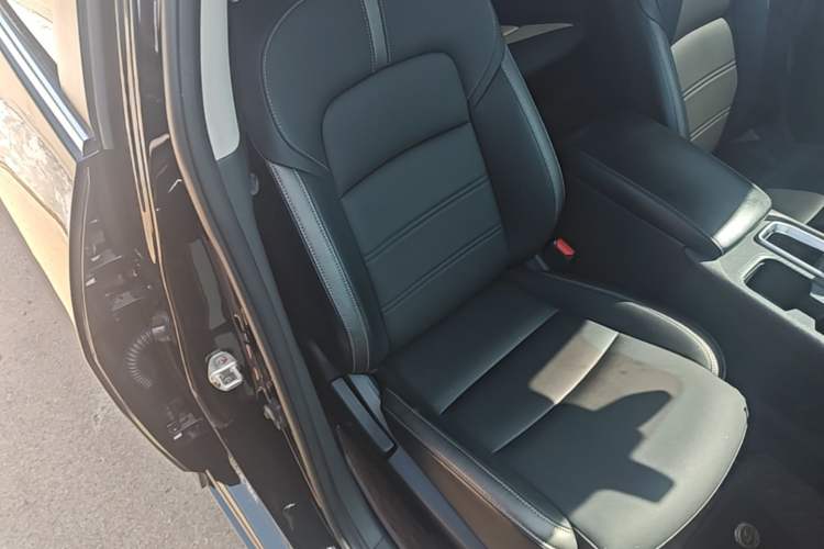Used Nissan Sylphy 2020 1.6L XL CVT Smart Enjoyment Edition Right Front Seat
