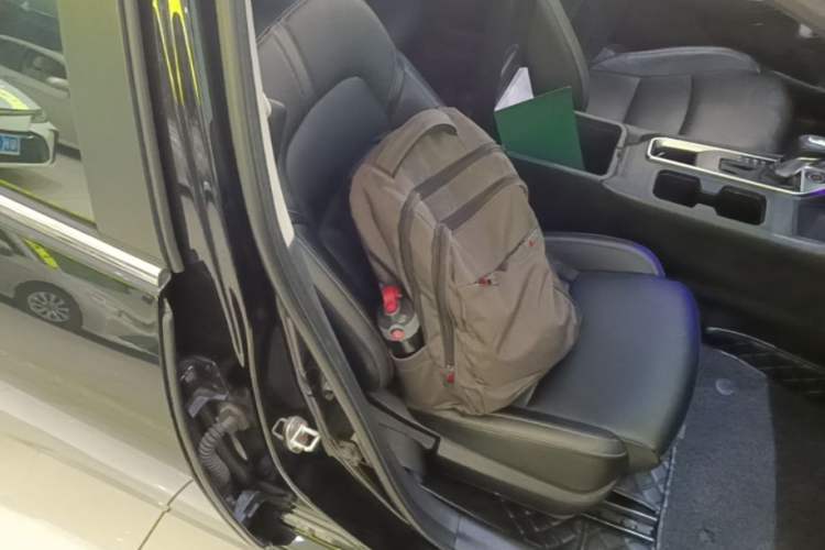Used Nissan Sylphy 2020 1.6L XL CVT Enjoyment Edition Right Front Seat
