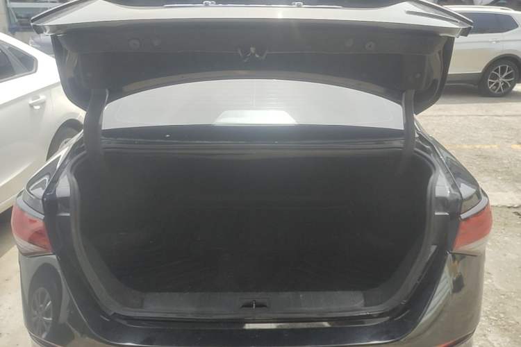 Used Nissan Sylphy 2020 1.6L XL CVT Enjoyment Edition Trunk