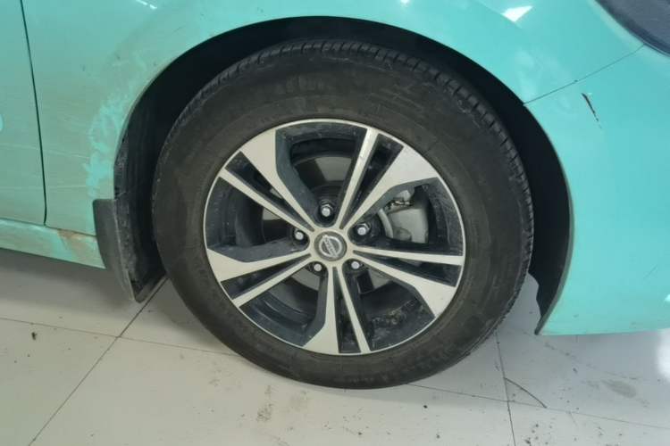 Used Nissan Sylphy 2020 Revised Version 1.6L XL CVT Smart Enjoyment Edition Right Front Wheel Hub