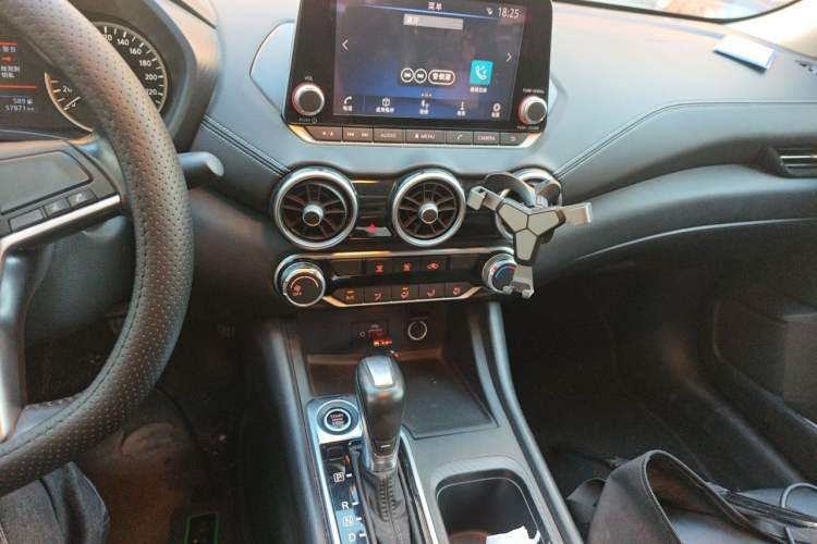 Used Nissan Sylphy 2020 1.6L XL CVT Enjoyment Edition Audio And AC Panel