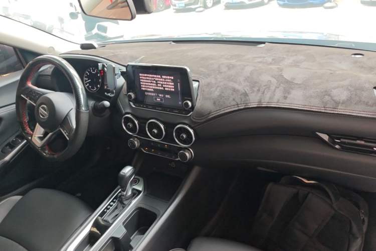 Used Nissan Sylphy 2020 1.6L XL CVT Enjoyment Edition Center Console