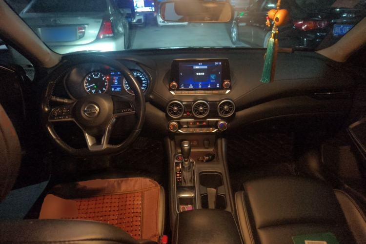 Used Nissan Sylphy 2020 1.6L XL CVT Enjoyment Edition Center Console
