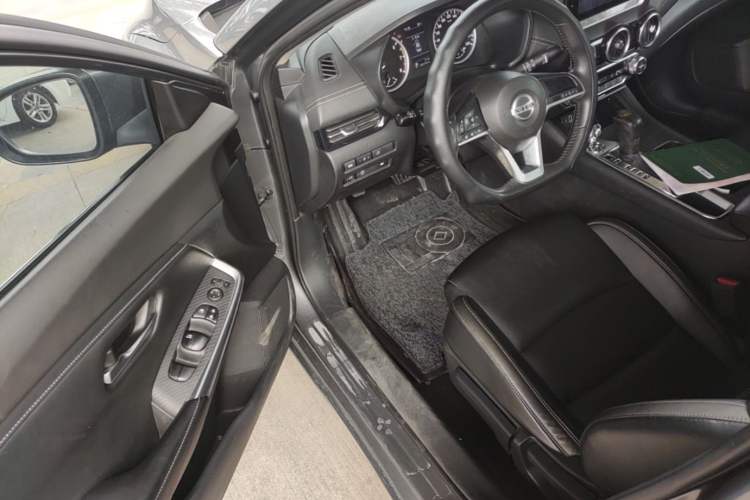 Used Nissan Sylphy 2020 Revised 1.6L XL CVT Enjoyment Edition Driver Seat