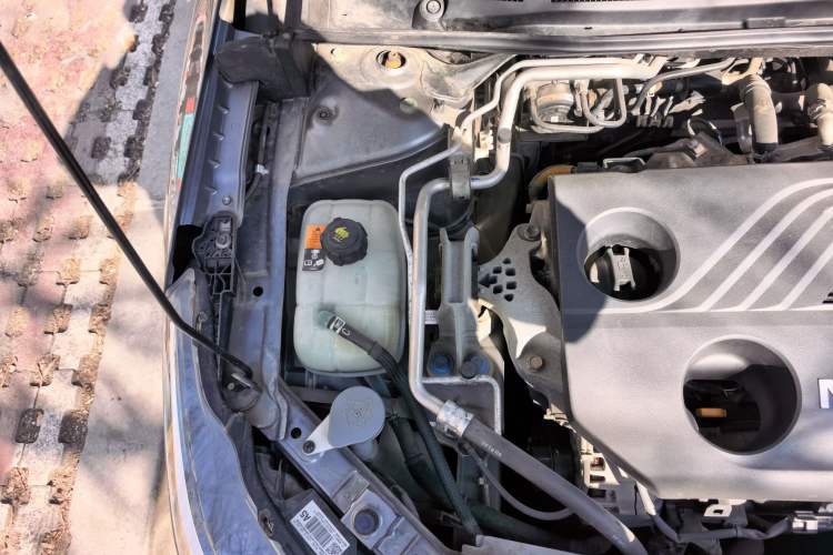 Used Nissan Sylphy 2020 Revised 1.6L XL CVT Enjoyment Edition Engine Bay Right