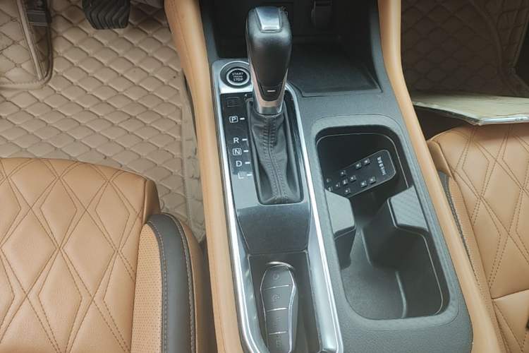 Used Nissan Sylphy 2020 1.6L TOP CVT Luxury Edition Gear Lever