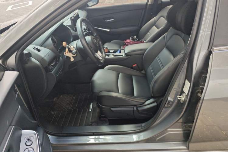 Used Nissan Sylphy 2020 Revised 1.6L XL CVT Enjoyment Edition Left Front Seat