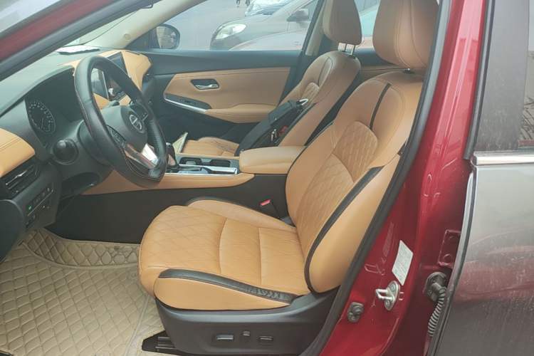 Used Nissan Sylphy 2020 1.6L TOP CVT Luxury Edition Left Front Seat