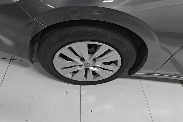Used Nissan Sylphy 2020 1.6L XE CVT Comfort Edition Left Front Wheel Hub