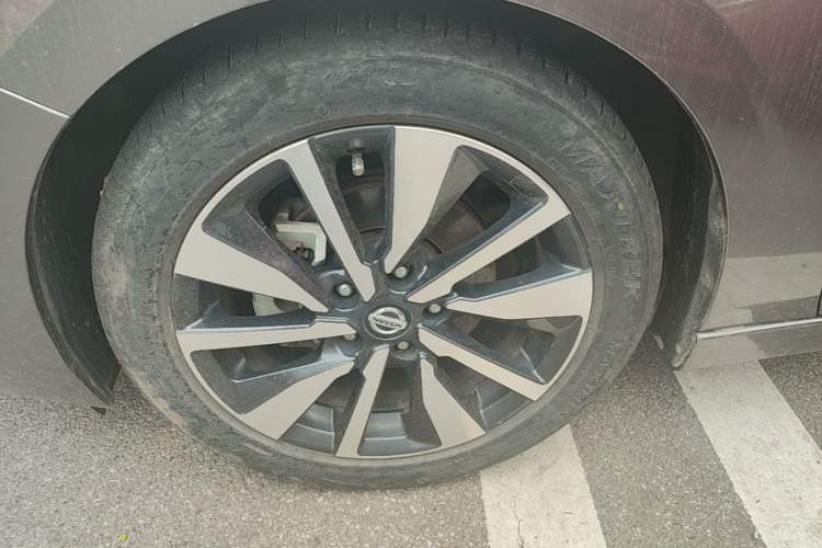 Used Nissan Sylphy 2020 1.6L TOP CVT Luxury Edition Left Front Wheel Hub