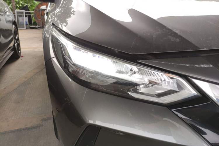 Used Nissan Sylphy 2020 Revised 1.6L XL CVT Enjoyment Edition Right Front Headlight