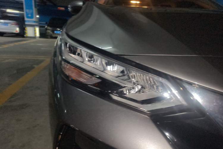 Used Nissan Sylphy 2020 1.6L XL CVT Enjoyment Edition Right Front Headlight