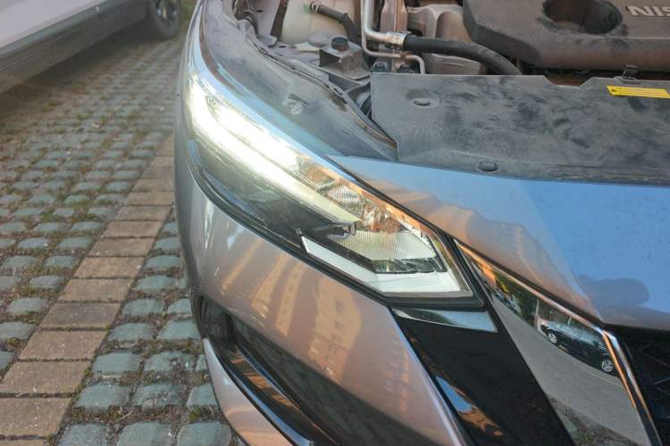 Used Nissan Sylphy 2020 1.6L XL CVT Enjoyment Edition Right Front Headlight