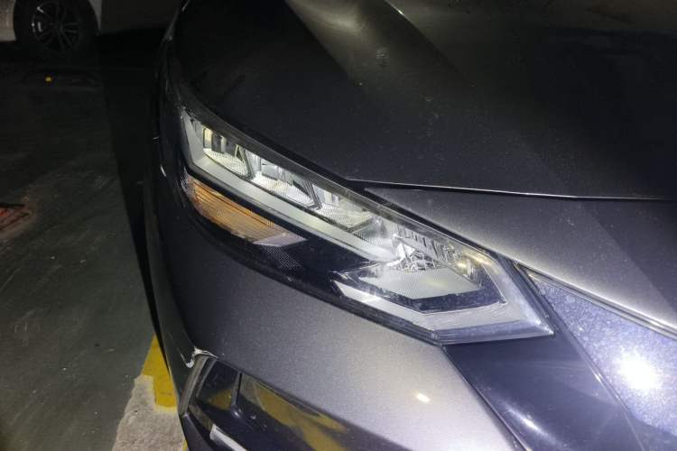 Used Nissan Sylphy 2020 1.6L XL CVT Enjoyment Edition Right Front Headlight