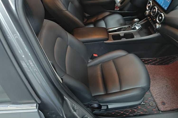 Used Nissan Sylphy 2020 1.6L XE CVT Comfort Edition Right Front Seat