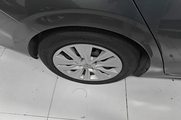 Used Nissan Sylphy 2020 1.6L XE CVT Comfort Edition Right Rear Wheel Hub