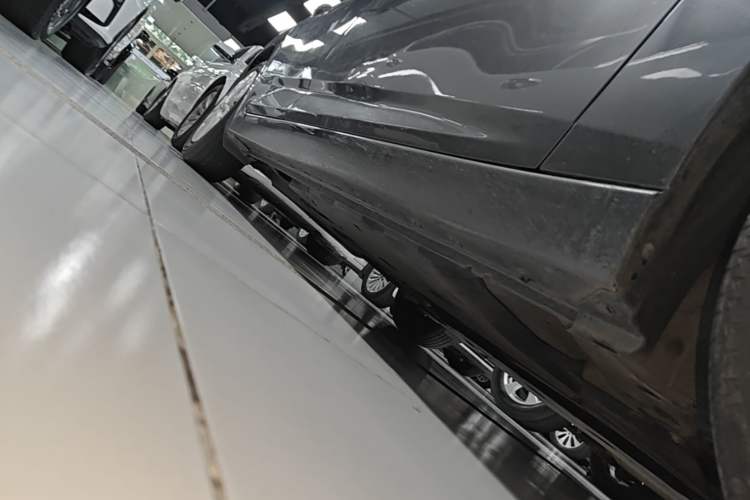 Used Nissan Sylphy 2020 1.6L XE CVT Comfort Edition Right Side Sill