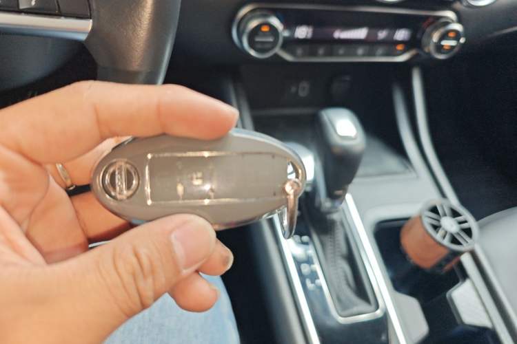 Used Nissan Sylphy 2020 Revised 1.6L XL CVT Enjoyment Edition Vehicle Key