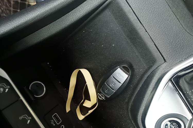 Used Nissan Sylphy 2020 1.6L XL CVT Enjoyment Edition Vehicle Key