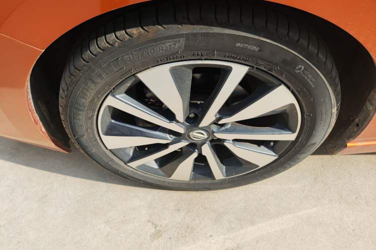 Used Nissan Sylphy 2020 1.6L TOP CVT Luxury Edition Exterior 7