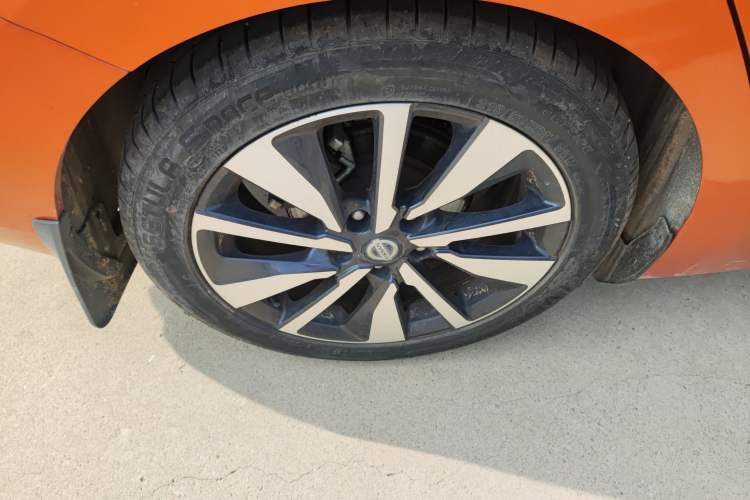 Used Nissan Sylphy 2020 1.6L TOP CVT Luxury Edition Exterior 8