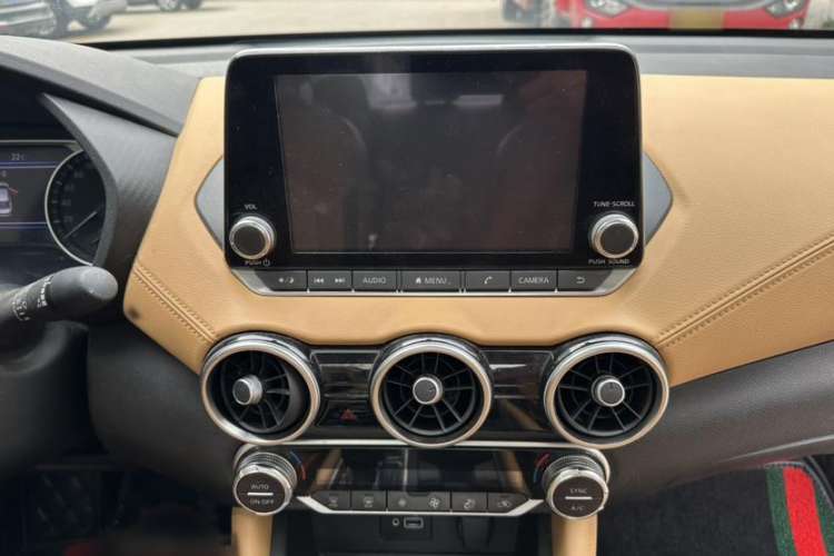 Used Nissan Sylphy 2020 1.6L TOP CVT Luxury Edition Interior 4
