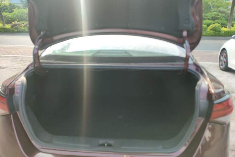 Used Nissan Sylphy 2020 1.6L XL CVT Enjoyment Edition Trunk