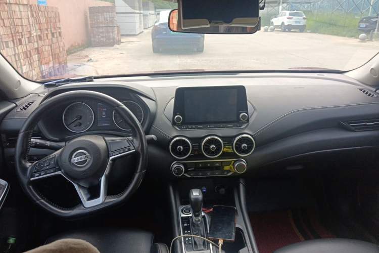 Used Nissan Sylphy 2020 1.6L XL CVT Enjoyment Edition Center Console