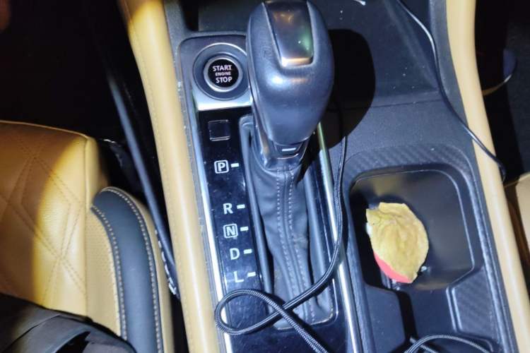 Used Nissan Sylphy 2020 1.6L TOP CVT Luxury Edition Gear Lever