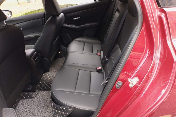 Used Nissan Sylphy 2020 Revised 1.6L XL CVT Enjoyment Edition Left Rear Seat
