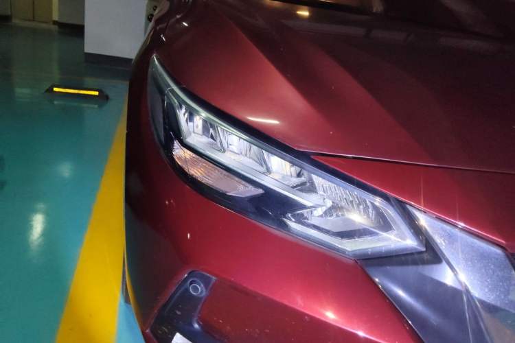 Used Nissan Sylphy 2020 1.6L TOP CVT Luxury Edition Right Front Headlight