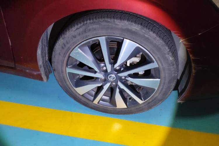 Used Nissan Sylphy 2020 1.6L TOP CVT Luxury Edition Right Front Wheel Hub