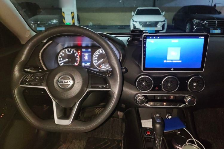 Used Nissan Sylphy 2020 1.6L XE CVT Comfort Edition Center Console