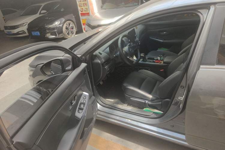 Used Nissan Sylphy 2020 1.6L XL CVT Enjoyment Edition Driver Seat