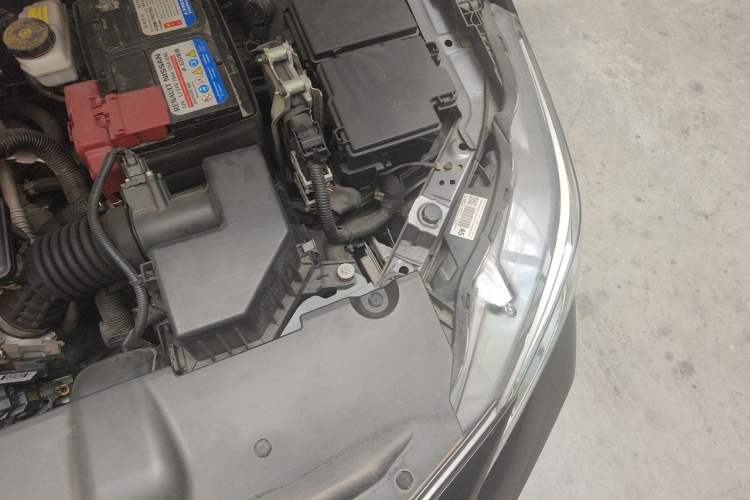Used Nissan Sylphy 2020 1.6L XL CVT Enjoyment Edition Engine Bay Left