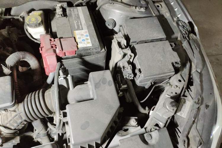 Used Nissan Sylphy 2020 1.6L XE CVT Comfort Edition Engine Bay Left