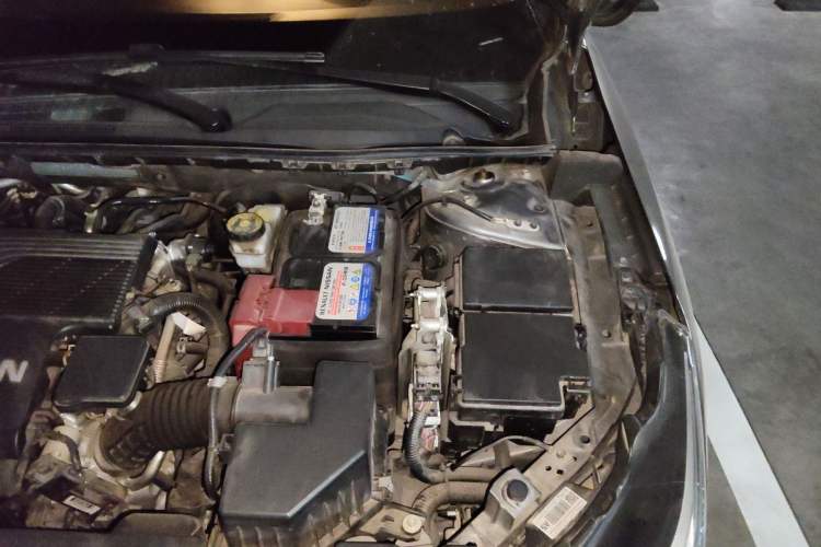 Used Nissan Sylphy 2020 Revised 1.6L XL CVT Enjoyment Edition Engine Bay Left