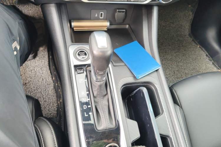 Used Nissan Sylphy 2020 Revised 1.6L XL CVT Enjoyment Edition Gear Lever
